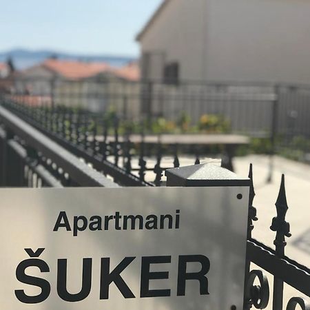 Apartments Suker Trogir Extérieur photo