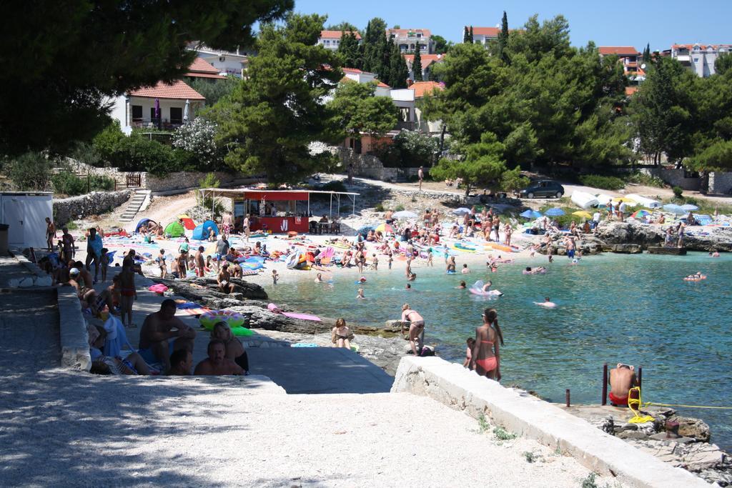 Apartments Suker Trogir Extérieur photo