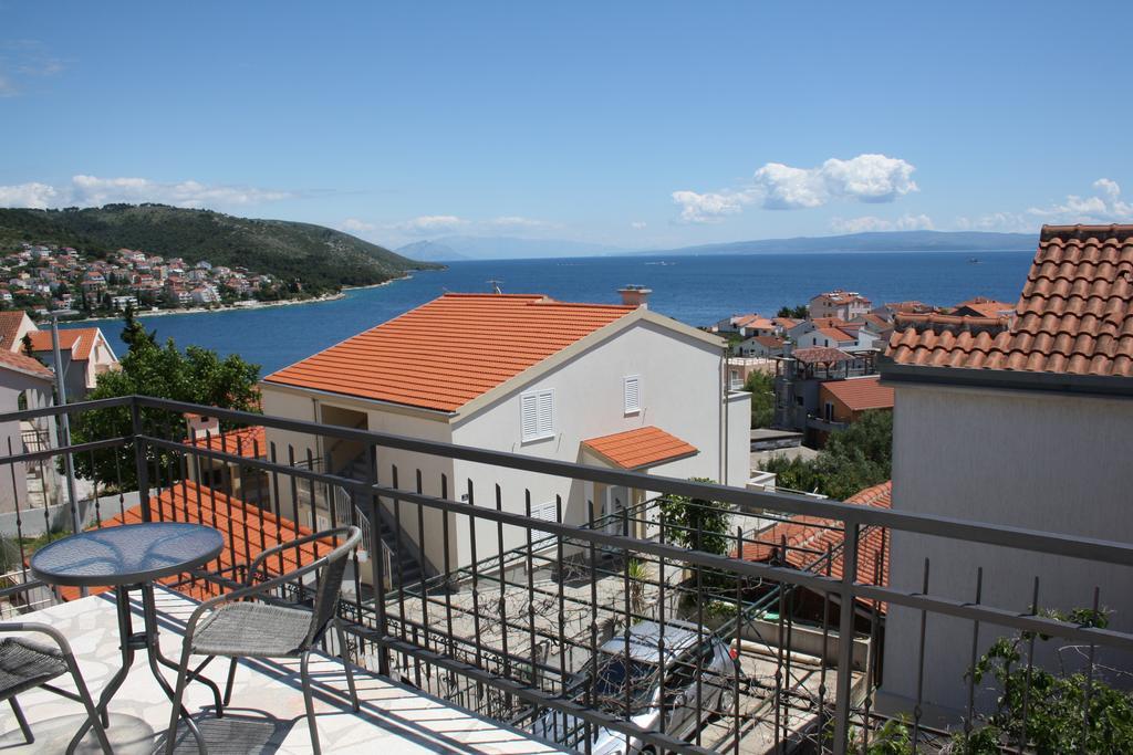Apartments Suker Trogir Extérieur photo