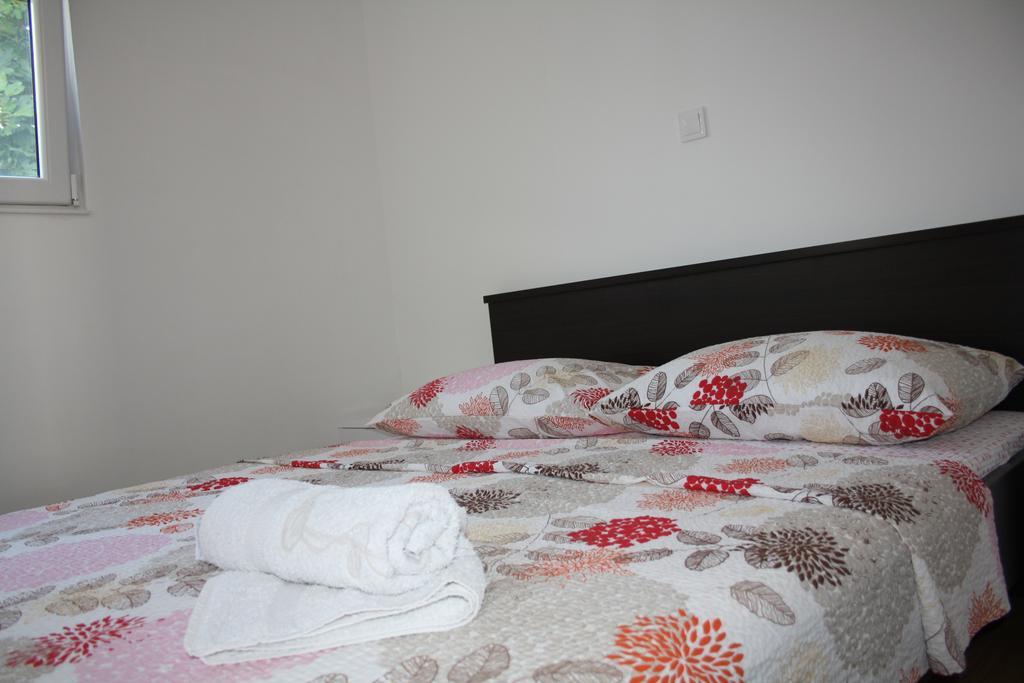 Apartments Suker Trogir Extérieur photo