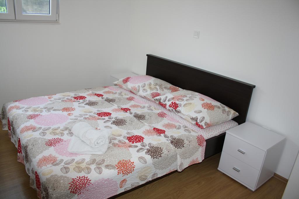 Apartments Suker Trogir Extérieur photo