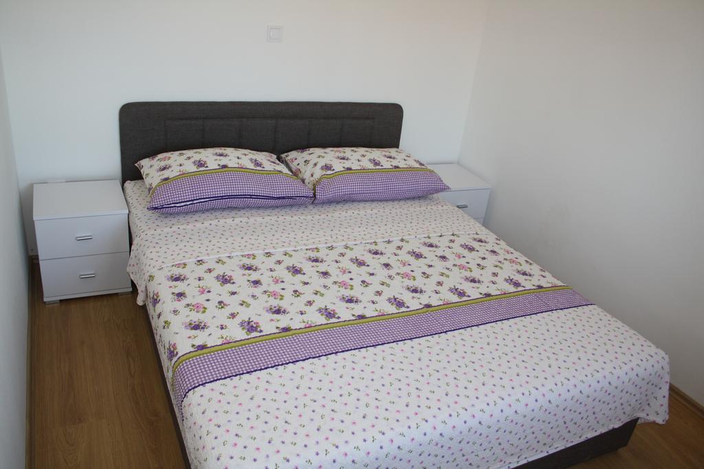 Apartments Suker Trogir Extérieur photo