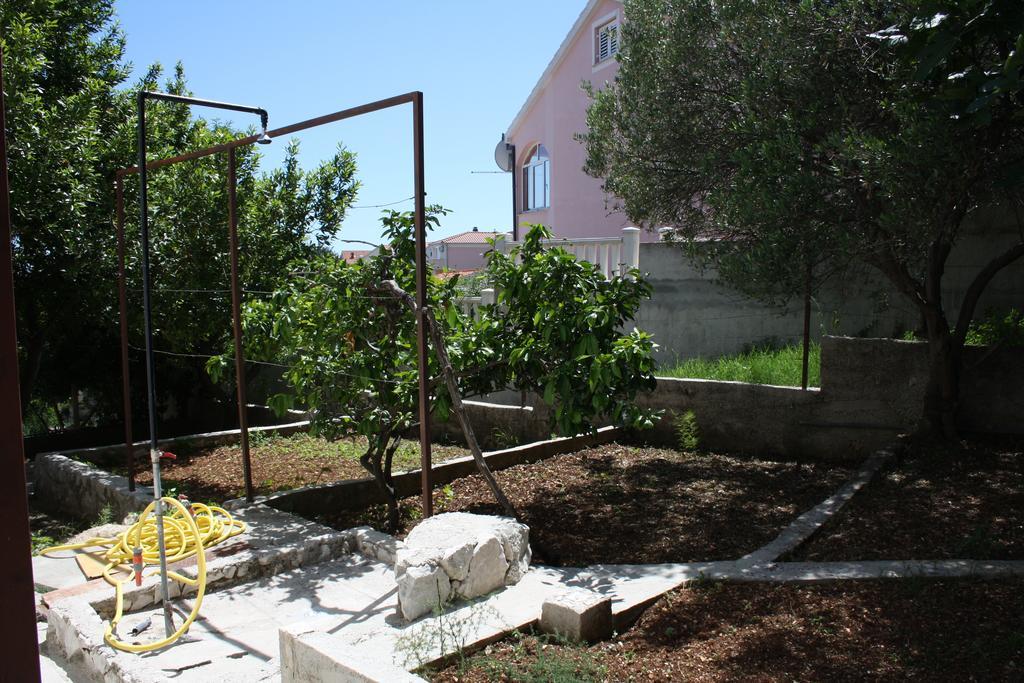 Apartments Suker Trogir Extérieur photo