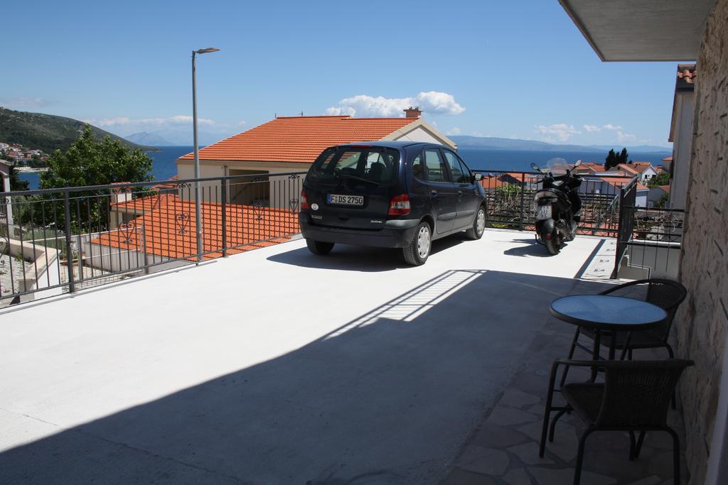 Apartments Suker Trogir Extérieur photo