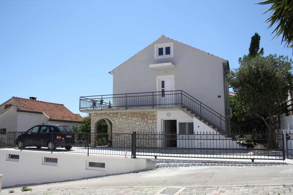 Apartments Suker Trogir Extérieur photo